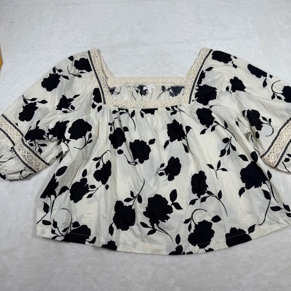 Maurices Women's 2X Floral Print Square Neck Crochet Trim Top Blouse Milkmaid - Picture 1 of 7